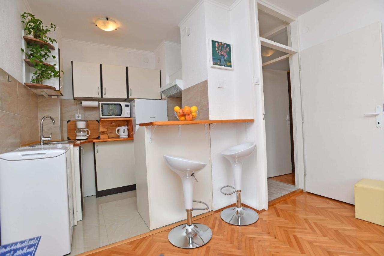 Demass Apartment - Cozy, Free Parking And Wifi Дубровник Екстер'єр фото