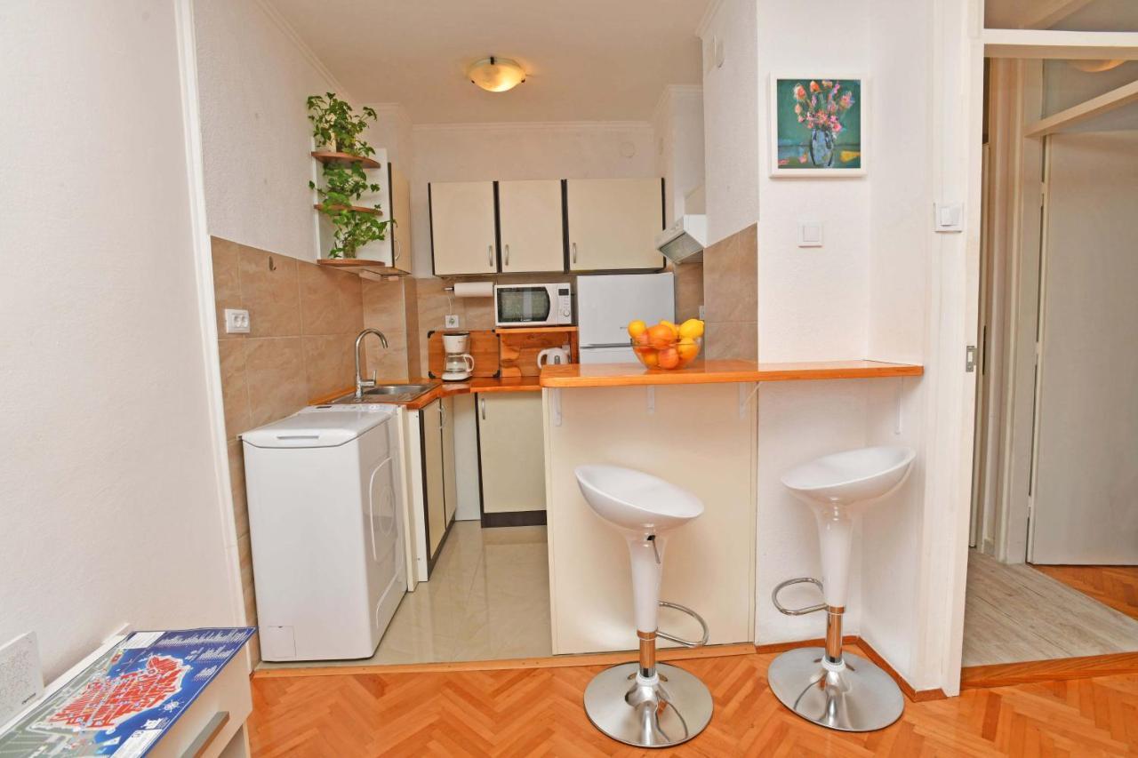 Demass Apartment - Cozy, Free Parking And Wifi Дубровник Екстер'єр фото