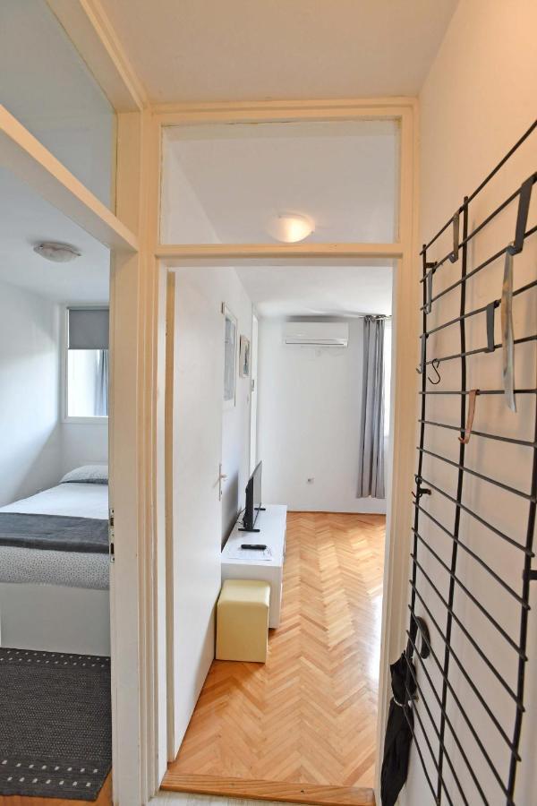 Demass Apartment - Cozy, Free Parking And Wifi Дубровник Екстер'єр фото